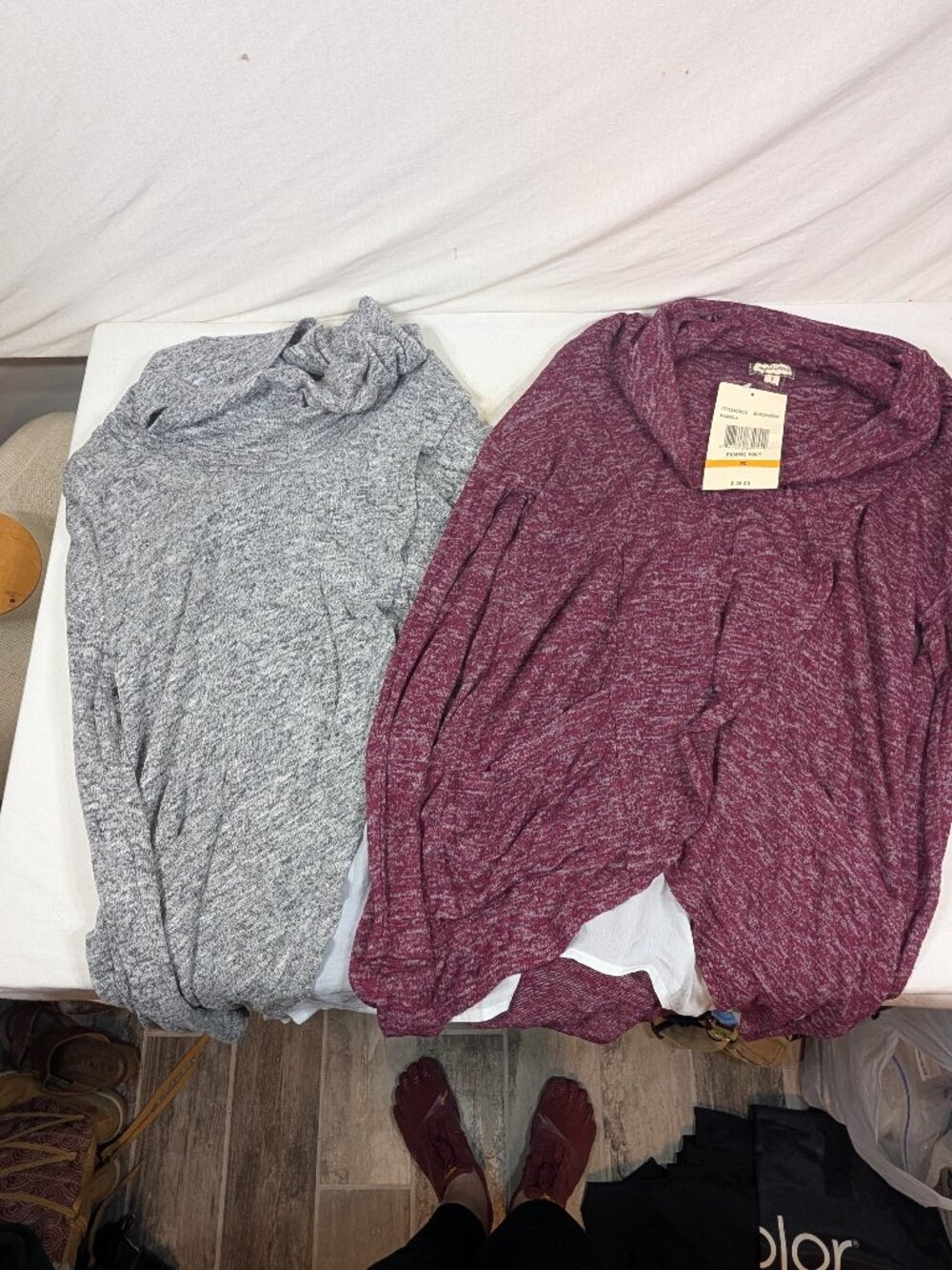 Eyeshadow Tops
